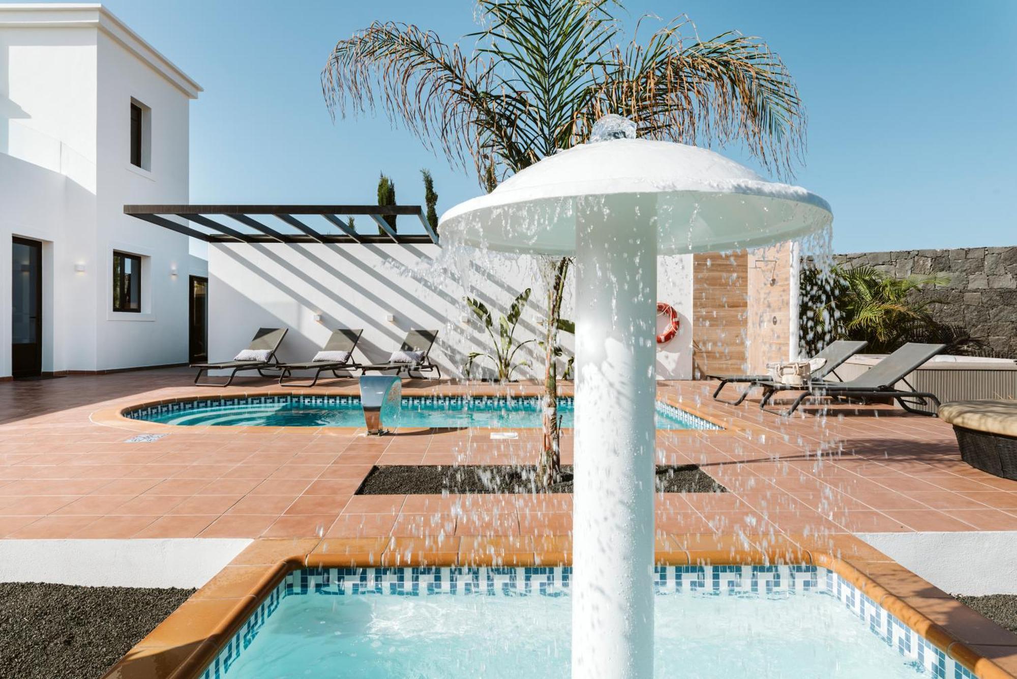 Villa Faro Playa Blanca  Exterior photo